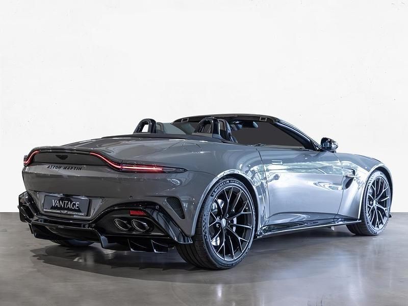 Gebraucht Aston Martin V8 Vantage 665 PS (489 kW) 2026 Grau Cabrio