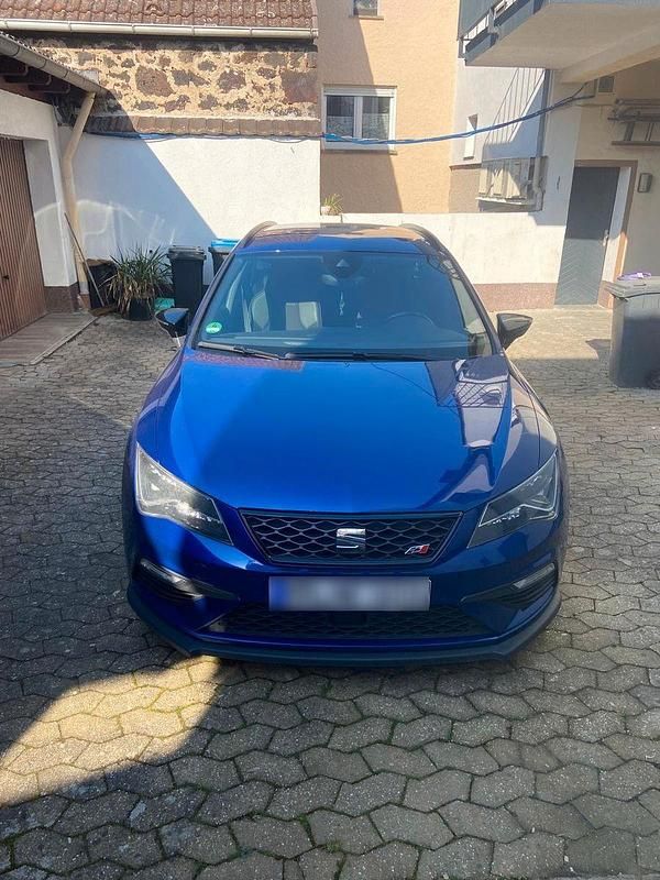 Gebraucht Seat Leon 4Drive 300 PS (220 kW) 2017 Blau Kombi