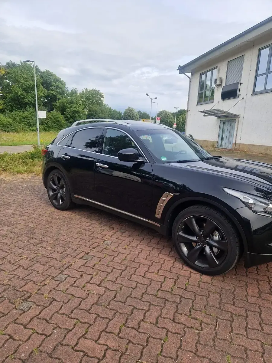 Gebraucht Infiniti Fx30 238 PS (175 kW) 2014 Schwarz SUV