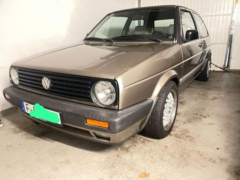 Gold Gebraucht 1992 VW Golf II Kleinwagen | 3.900 € - Bild 1/4
