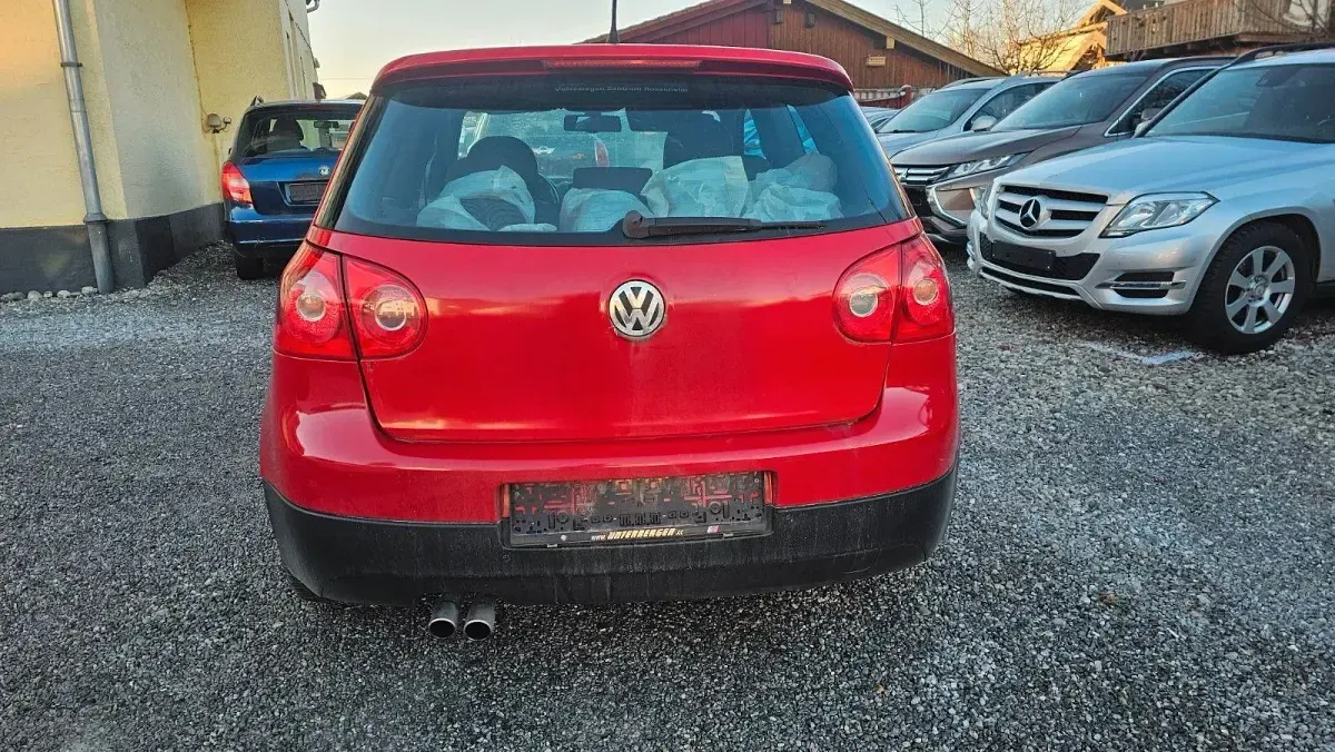 Używany VW Golf GTI 200 KM (147 kW) 2005 Czerwony Coupe