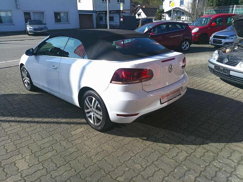 Gebraucht VW Golf 122 PS (89 kW) 2011 Weiß Cabrio