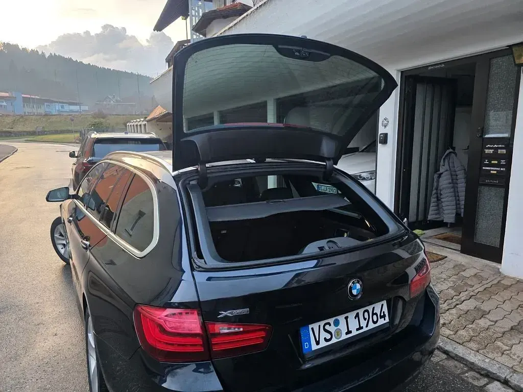 Gebraucht BMW 530 Performance 258 PS (189 kW) 2013 Schwarz Kombi