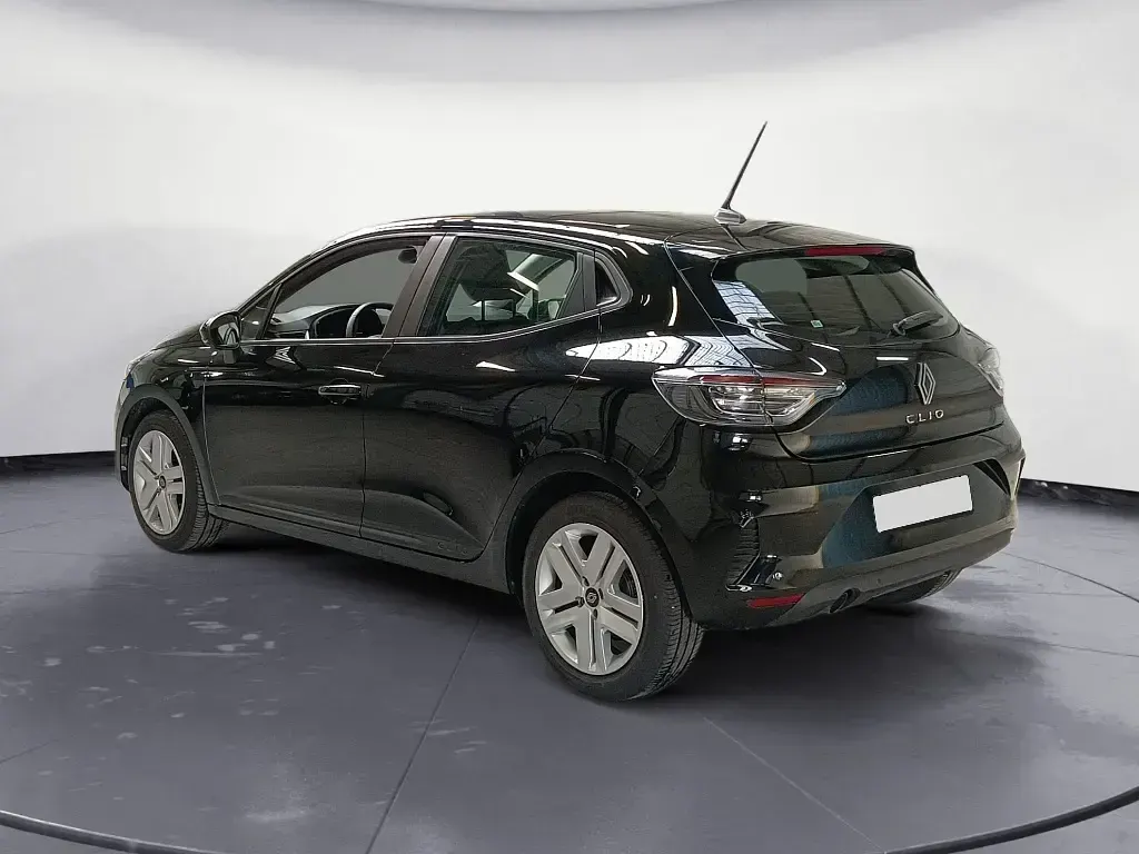 Używany Renault Clio V Evolution 102 KM (75 kW) 2025 Czarny Sedan/Limuzyna