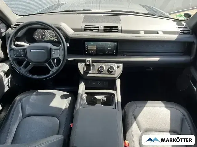 Gebraucht Land Rover Defender SE Dynamic 249 PS (183 kW) 2024 Silber SUV