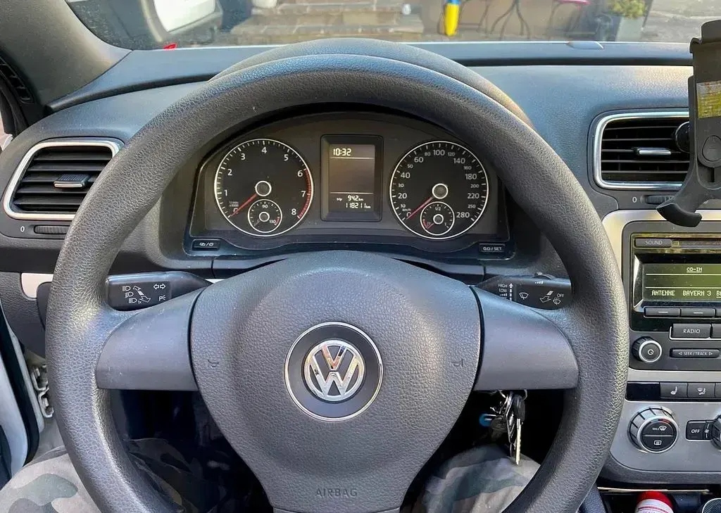 Gebraucht VW Eos 122 PS (89 kW) 2013 Weiß Cabrio