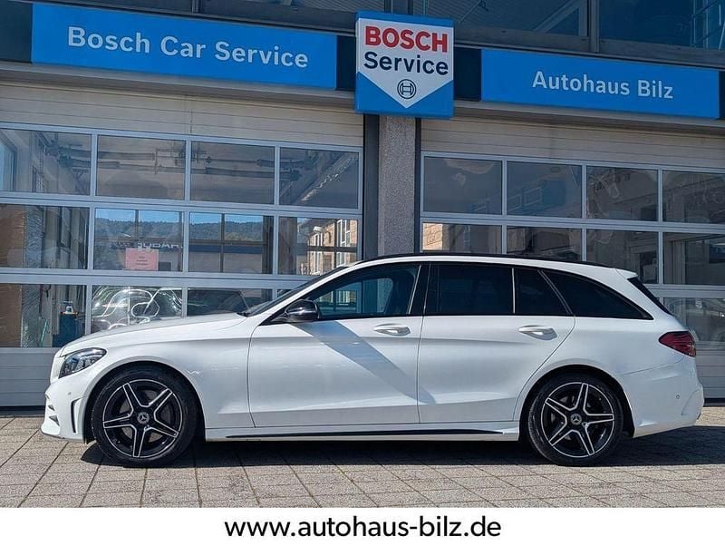 Gebraucht Mercedes C300 Business 258 PS (189 kW) 2020 Polarweiss Kombi