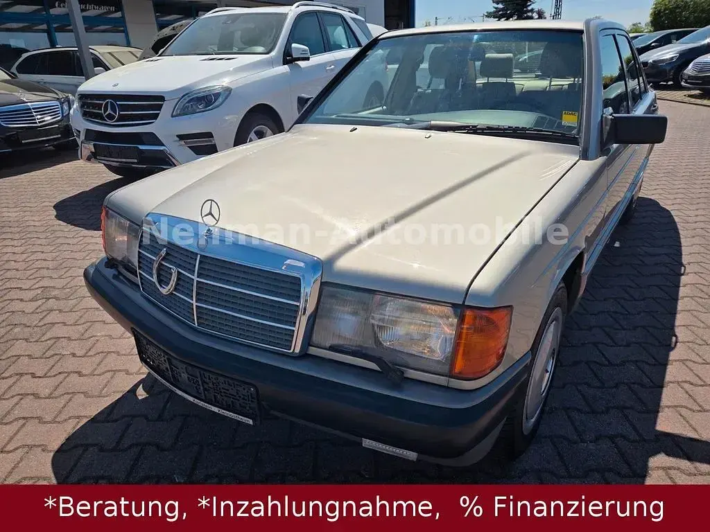 Used Mercedes 190 1992 Brown Sedan
