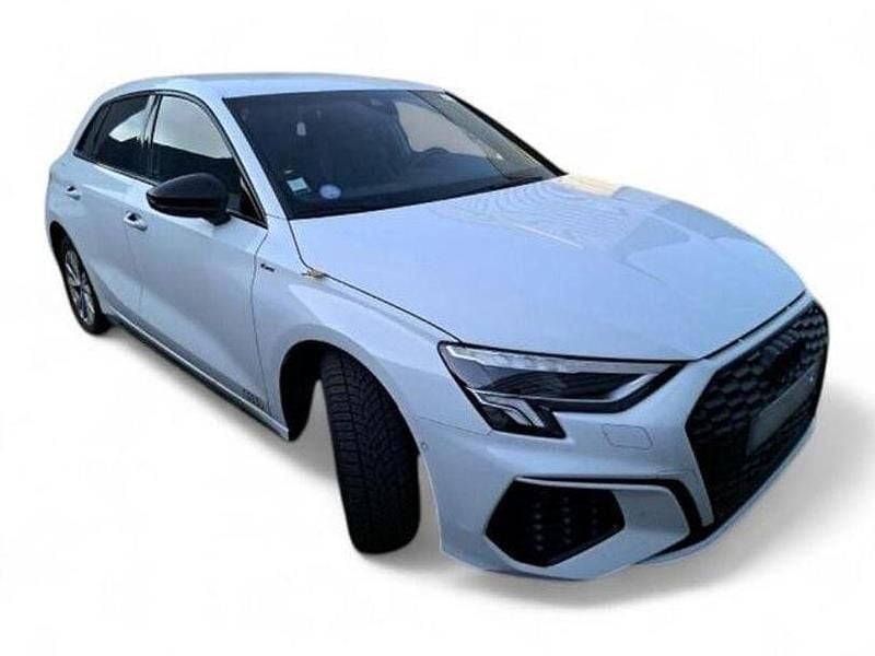 Gebraucht Audi A3 S-Line 150 PS (110 kW) 2022 Gletscherweiß metallic Limousine