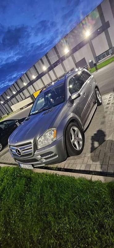 Silber Gebraucht 2011 Mercedes GL350 SUV | 12.500 € - Bild 1/4