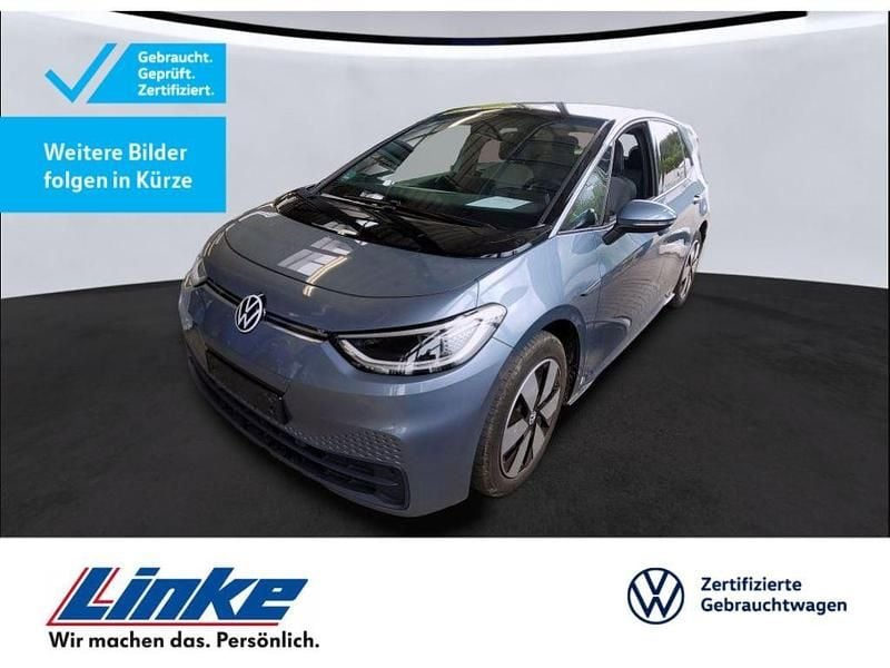 Blau Gebraucht 2021 VW ID.3 Pro Kleinwagen | 20.480 € (Fairer Preis) - Bild 1/4
