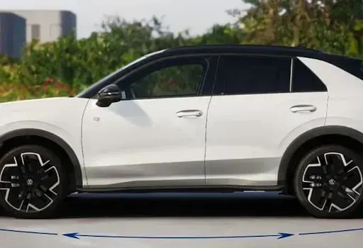 Neu VW T-Roc R-line 150 PS (110 kW) 2026 Weiß SUV