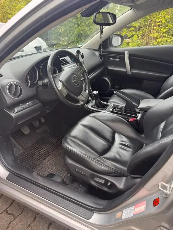 Gebraucht Mazda 6 Inclusive 140 PS (102 kW) 2009 Silber Kombi