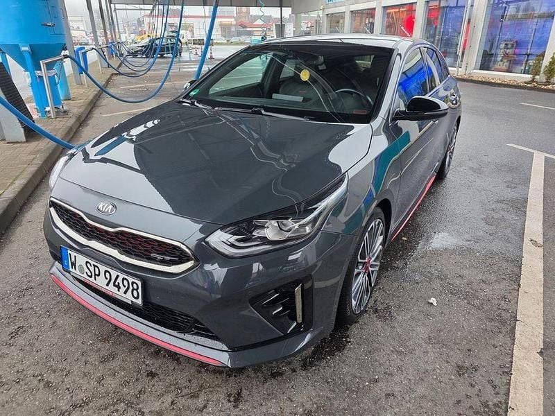 Grau Gebraucht 2021 Kia ProCeed GT Kleinwagen | 22.900 € (Superpreis) - Bild 1/4