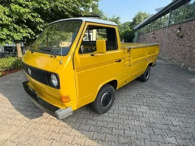 Second-hand VW T3 69 CP (50 kW) 1982 Galben Van