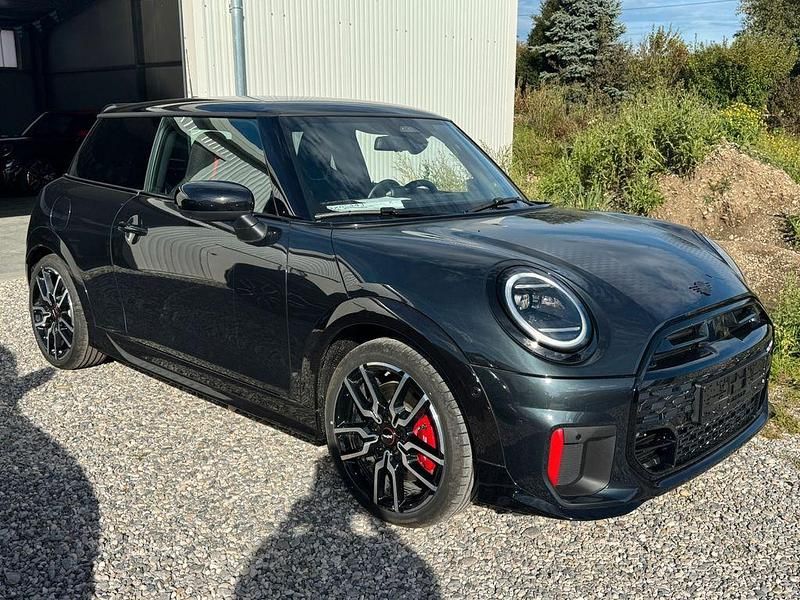 P0c6p legend grey Neu 2025 Mini John Cooper Works Kleinwagen | 39.990 € (Fairer Preis) - Bild 1/4