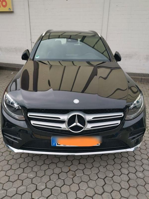 Schwarz Gebraucht 2015 Mercedes 250 SUV | 21.900 € (Superpreis) - Bild 1/4