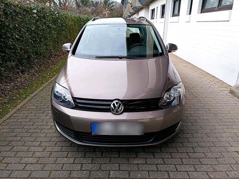 Andere farben Gebraucht 2010 VW Golf VI Kleinwagen | 7.500 € (Etwas zu teuer) - Bild 1/4