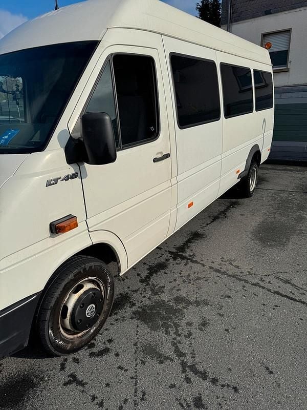 Second-hand VW LT 158 CP (116 kW) 2006 Alb Monovolum