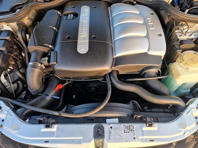 Gebraucht Mercedes E220 143 PS (105 kW) 2000 Limousine