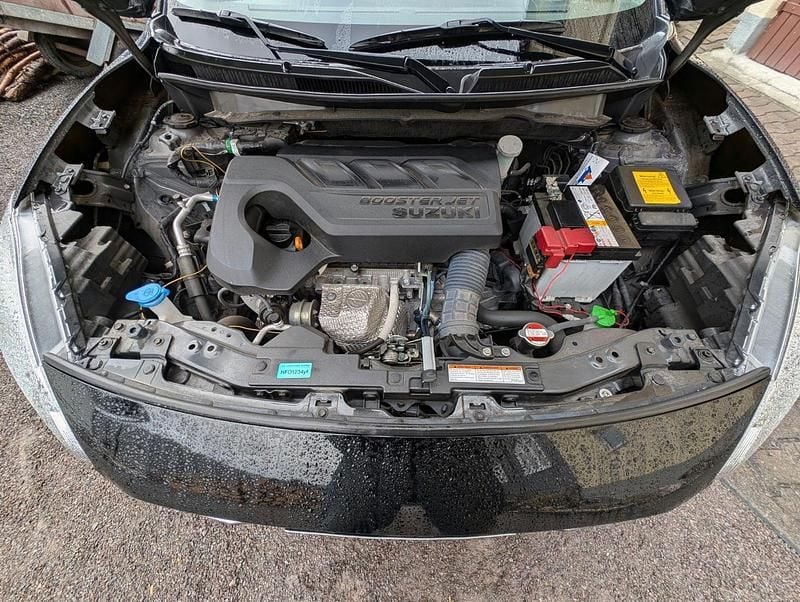 Gebraucht Suzuki Swift Comfort+ 111 PS (81 kW) 2020 Schwarz Kleinwagen