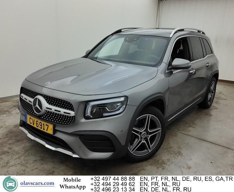 Grau Gebraucht 2021 Mercedes GLB180 AMG SUV | 29.645 € (Teuer) - Bild 1/4