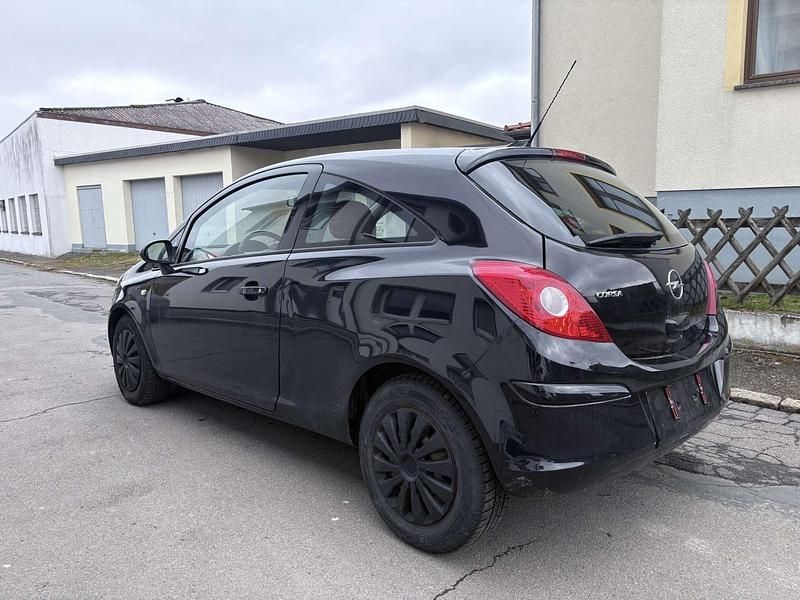 Gebraucht Opel Corsa 80 PS (58 kW) 2008 Schwarz Kleinwagen