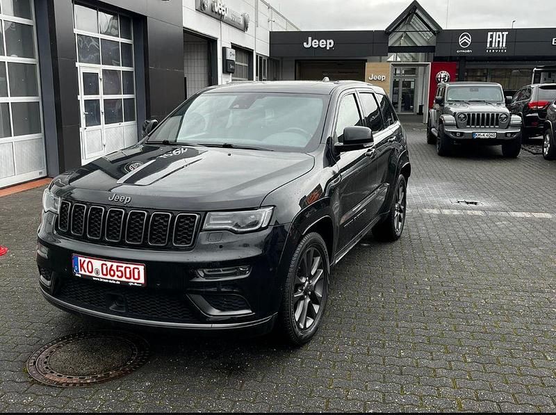 Schwarz Gebraucht 2018 Jeep Grand Cherokee SUV | 31.600 € - Bild 1/3