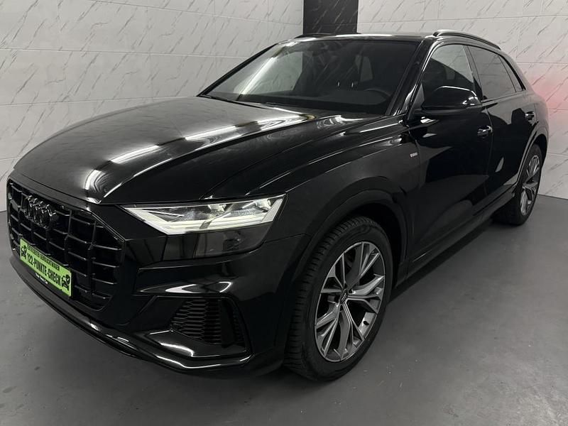 Tiefschwarz Gebraucht 2020 Audi Q8 S-Line SUV | 59.990 € (Guter Preis) - Bild 1/4