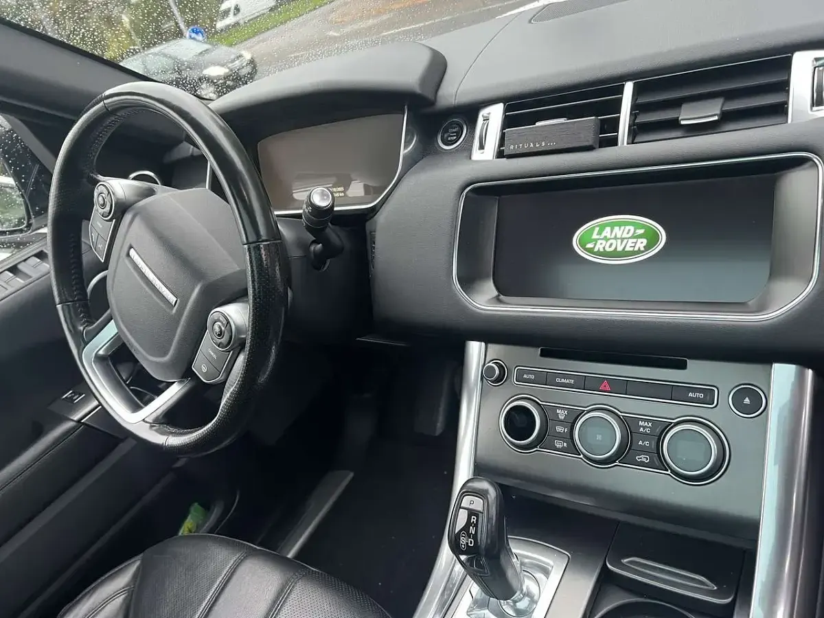 Gebraucht Land Rover Range Rover Sport SE 258 PS (189 kW) 2017 Rot SUV
