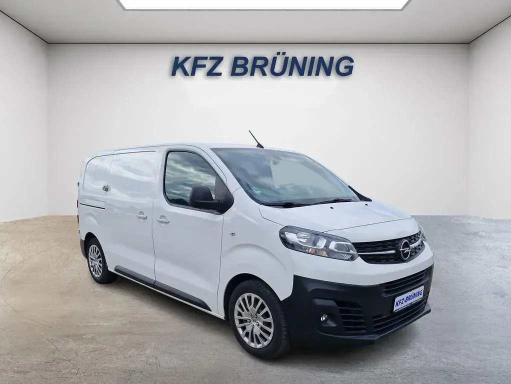 Gebraucht Opel Vivaro-e Combi Edition 120 PS (88 kW) 2022 Weiß Van / Kleinbus