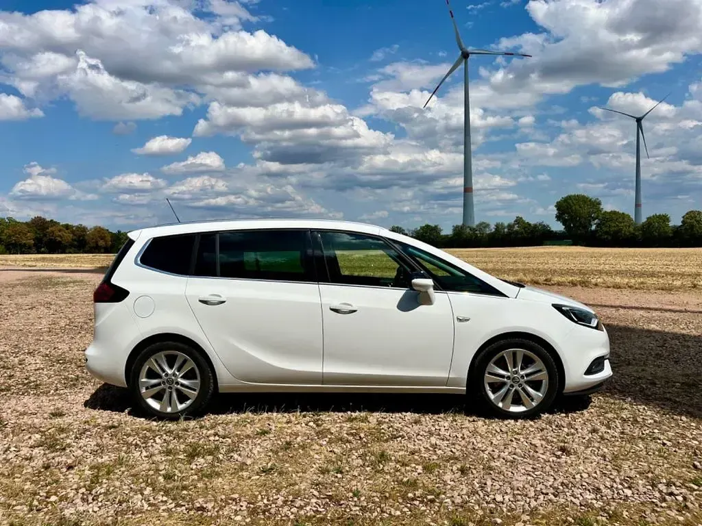 Gebraucht Opel Zafira Tourer Innovation 170 PS (125 kW) 2019 Weiß Van / Kleinbus