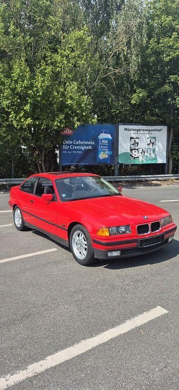 Gebraucht BMW 316 102 PS (75 kW) 1995 Rot Coupé