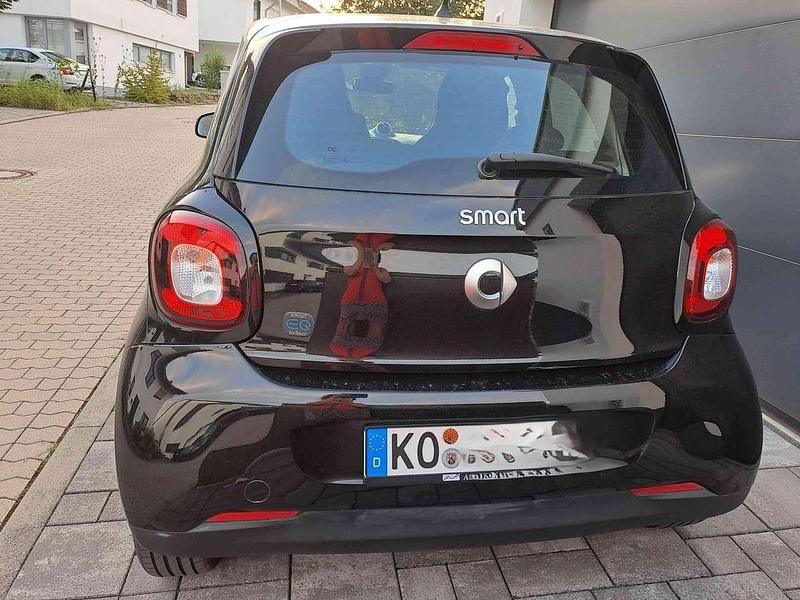 Gebraucht Smart ForFour Electric Drive 60 kW (82 PS) 2020 Schwarz Limousine