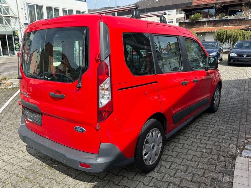 Gebraucht Ford Transit Connect Trend 101 PS (74 kW) 2017 Rot Van / Kleinbus