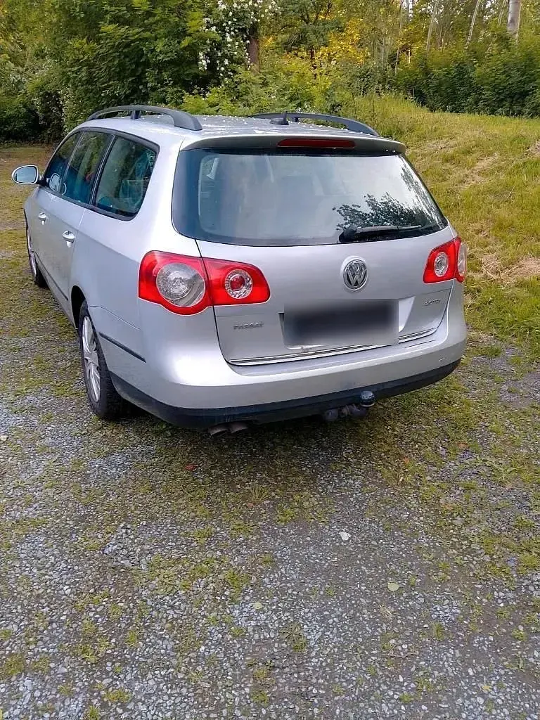 Gebraucht VW Passat Individual 140 PS (102 kW) 2007 Silber Kombi