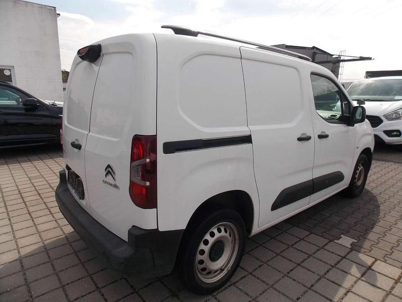 Gebraucht Citroën Berlingo 131 PS (96 kW) 2019 Weiß Van / Kleinbus