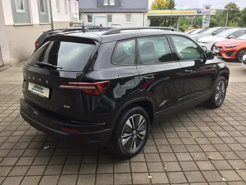 Gebraucht Skoda Karoq Ambition 150 PS (110 kW) 2023 Blackmagic perleffekt SUV