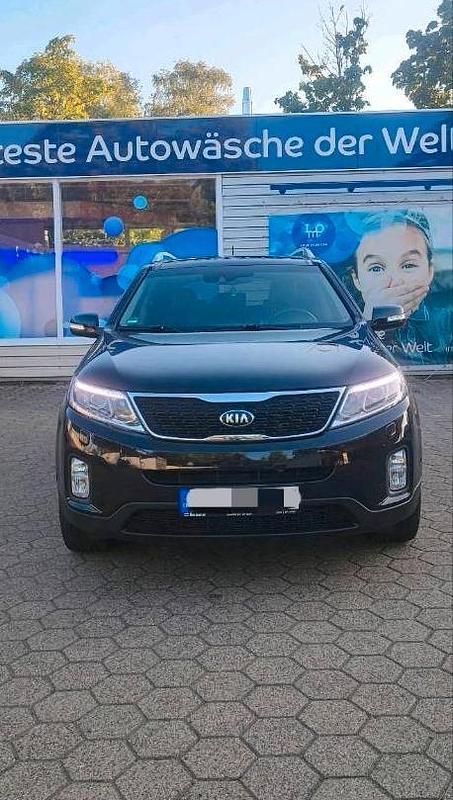 Schwarz Gebraucht 2013 Kia Sorento 2 SUV | 15.000 € - Bild 1/4