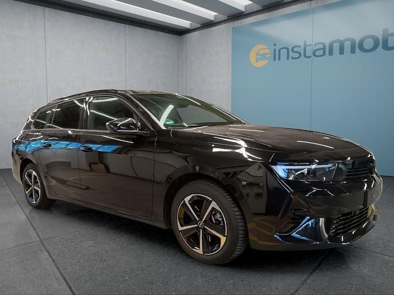 Gebraucht Opel Astra 131 PS (96 kW) 2025 Schwarz Kombi