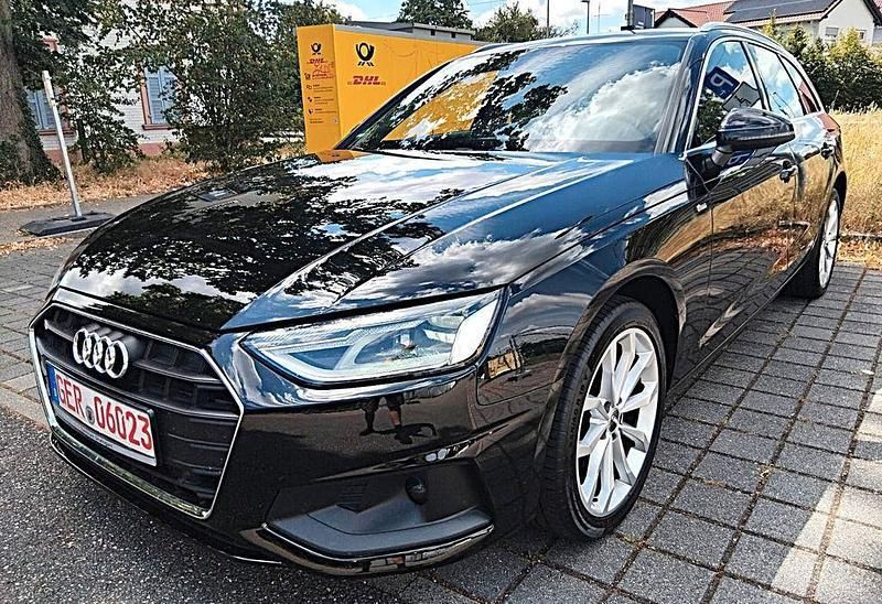 Schwarz Gebraucht 2020 Audi A4 Sport Kombi | 17.900 € (Superpreis) - Bild 1/4