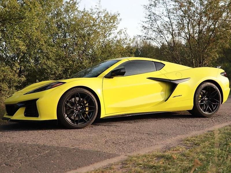 Gebraucht Corvette Z06 670 PS (492 kW) 2024 Gelb Cabrio