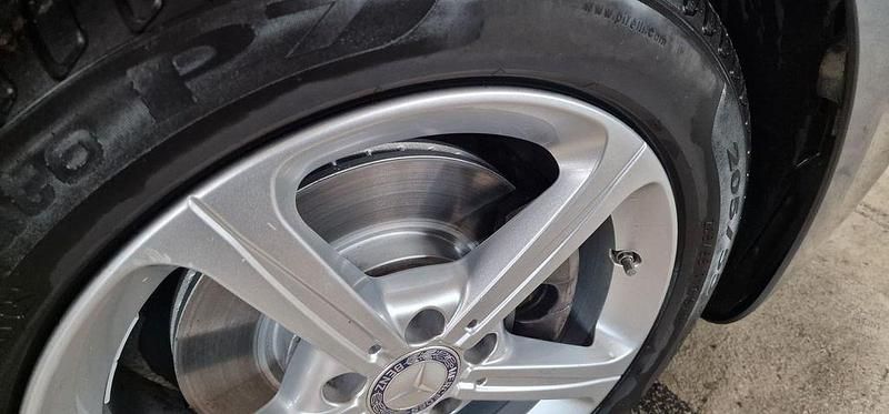 Gebraucht Mercedes A200 163 PS (119 kW) 2018 Grau Limousine