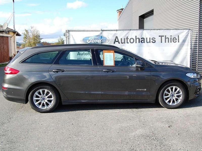Gebraucht Ford Mondeo Trend 140 PS (102 kW) 2020 Magneticgrau (metallic) (metallic) Kombi