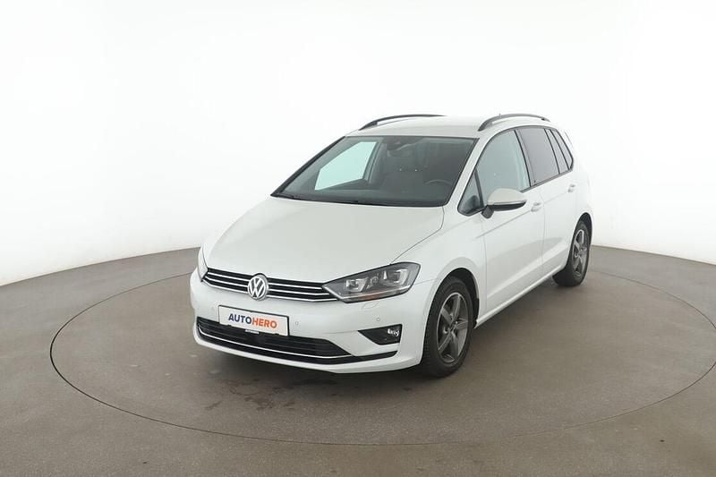 Weiß Gebraucht 2016 VW Golf Sportsvan Allstar Van / Kleinbus | 14.250 € (Fairer Preis) - Bild 1/3