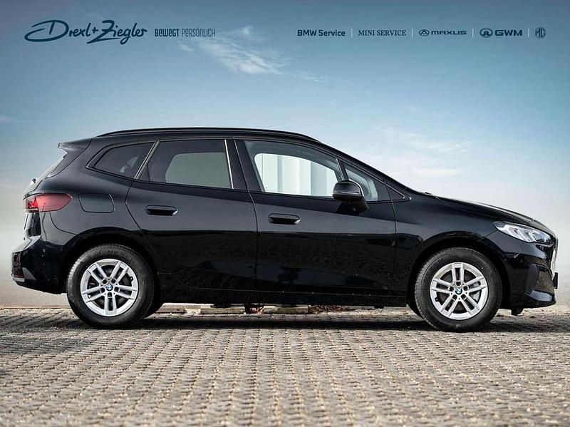 Używany BMW 220 Active Tourer Performance 170 KM (125 kW) 2025 Czarny Minivan