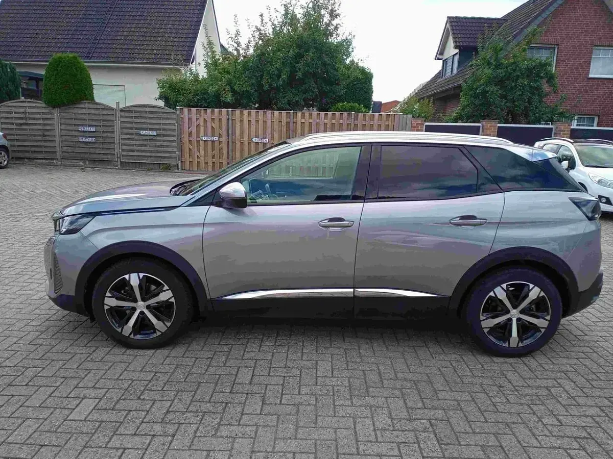 Gebraucht Peugeot 3008 Allure 181 PS (133 kW) 2021 Artense grau met. SUV