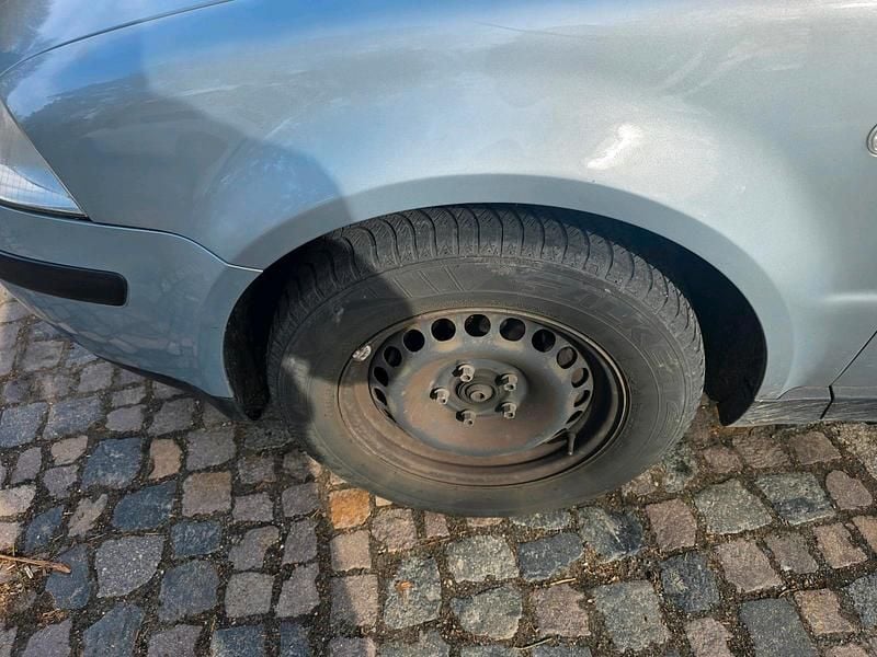 Gebraucht VW Passat 150 PS (110 kW) 2002 Silber Kombi