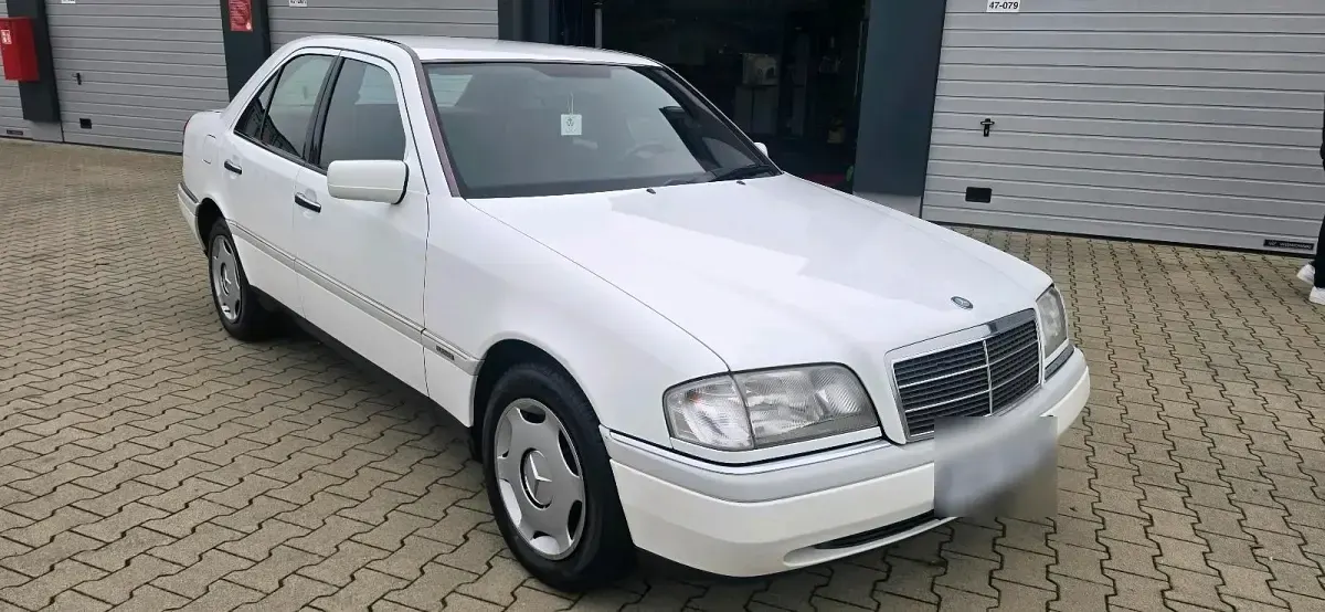 Gebraucht Mercedes C180 1994 Weiß Limousine