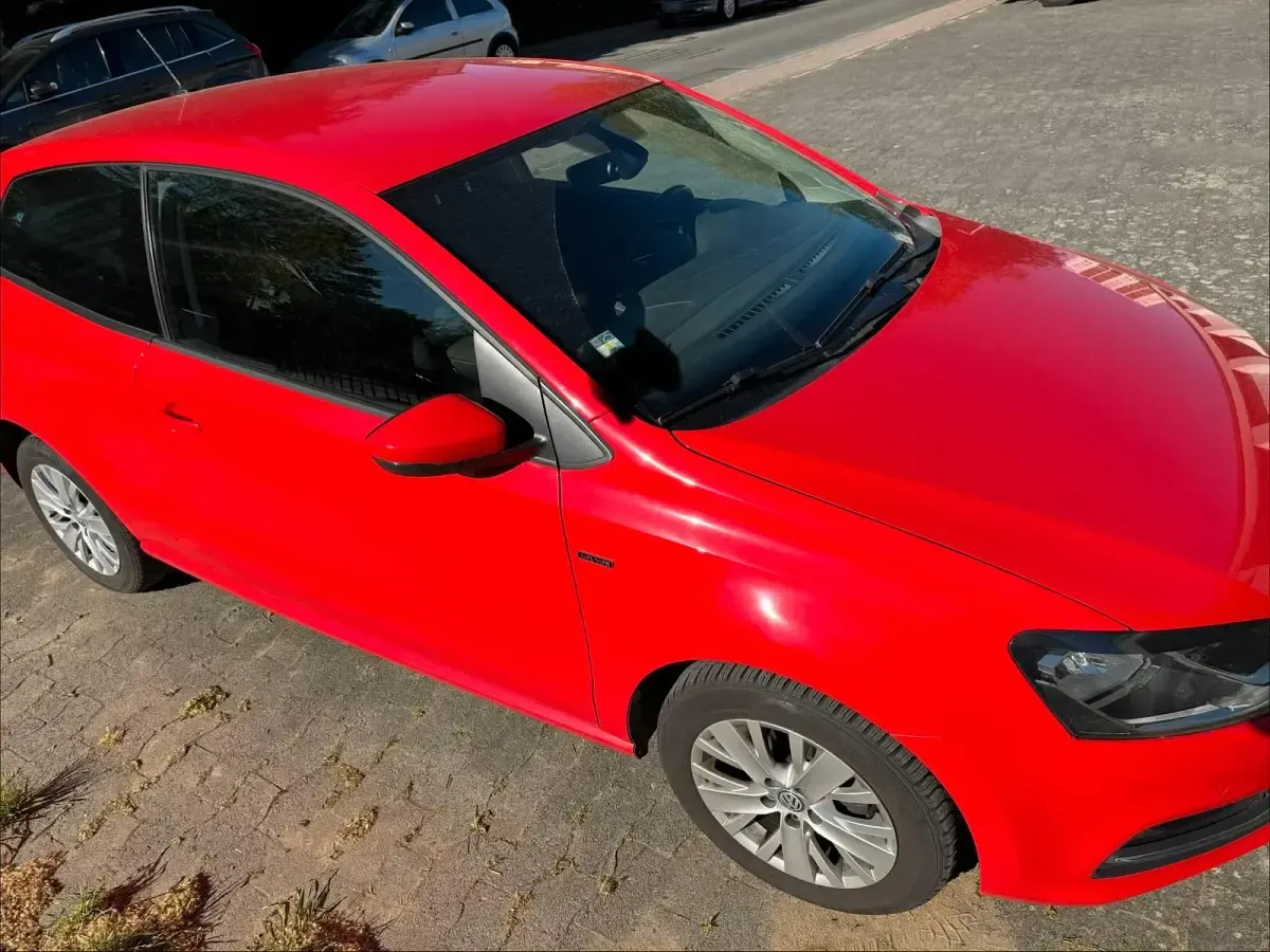 Gebraucht VW Polo LOUNGE 60 PS (44 kW) 2015 Rot Kleinwagen